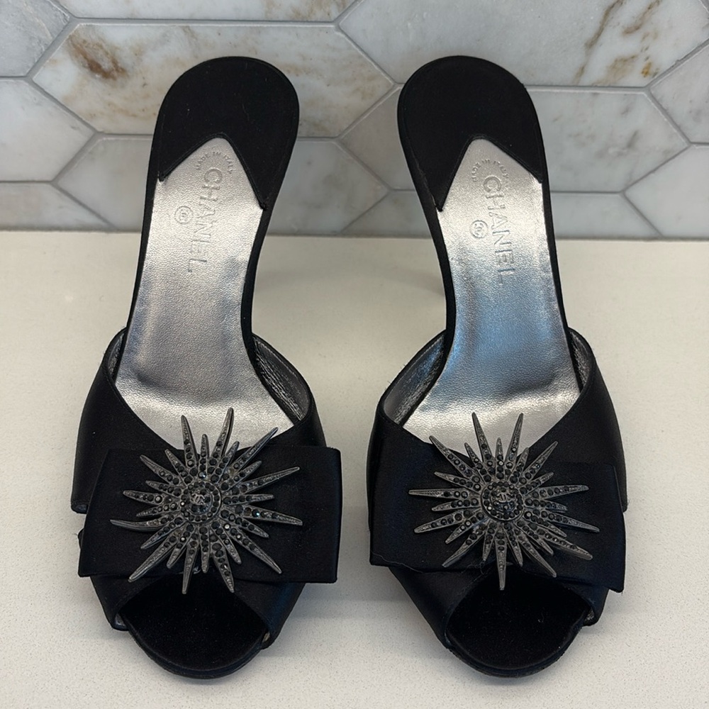 CHANEL black satin kitten heel sandals 36.5